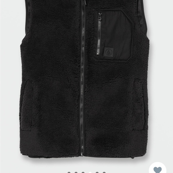 I am selling a brand new, never worn Volcom Fuzzer Vest. Still in the box. - Picture 3 of 7